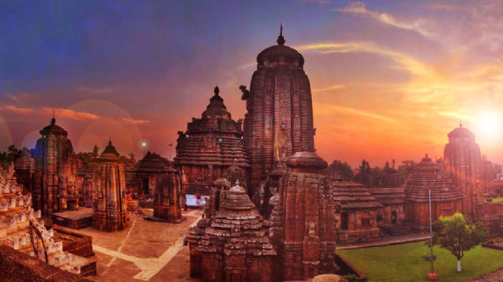Lingaraj_Temple_edited